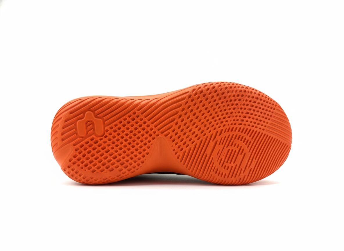 Tenis Deportivo Para Niño Charly 1079398003 - Negro/Naranja