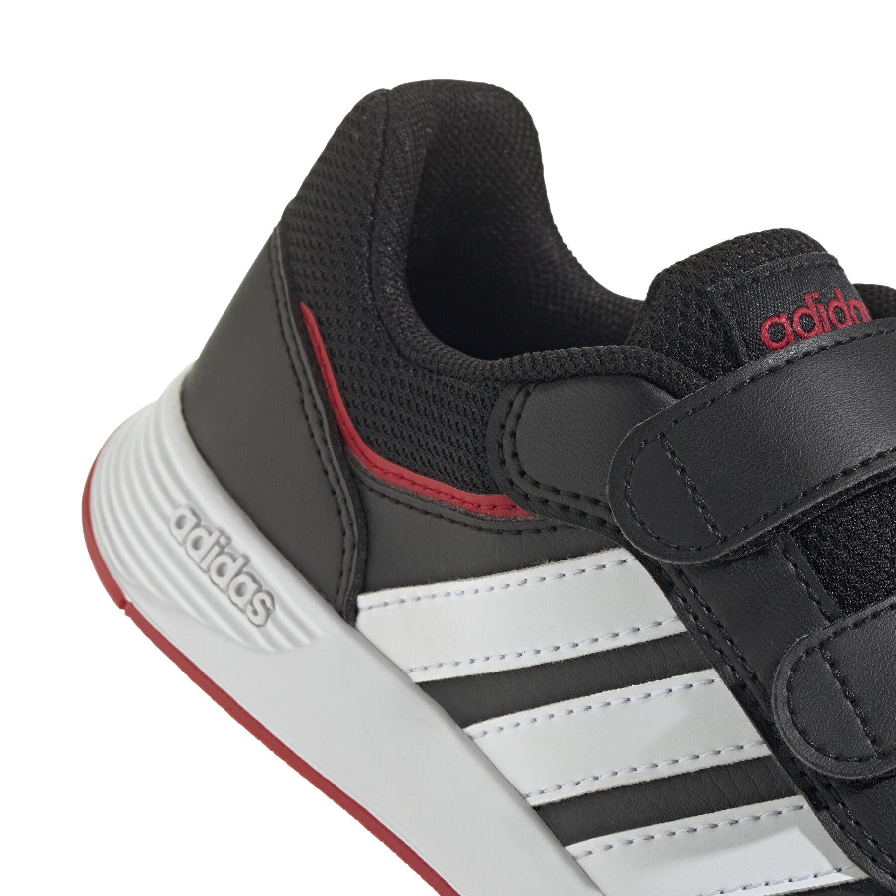 Tenis Casual Para Niño Adidas JH8653-Negro/Blanco/Escarlata